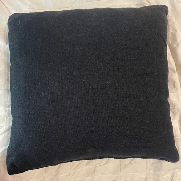 Eiffel Tower decorative pillow - Picture 6 of 6